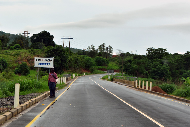 Limphasa river on Mzuzu-Nkhata Bay road