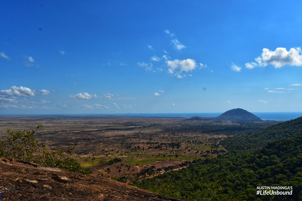 Spectacular views of Lifuwu Plains and Lake Malawi