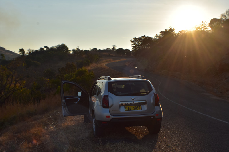Catchng the setting sun on the Masasa - Golomoti Road