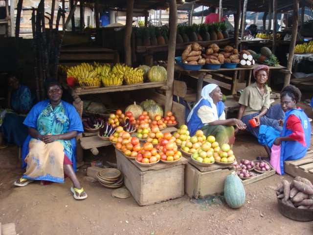 fresh fruit along the Kampala Jinja Road
