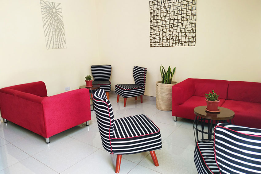 Synergy business lounge