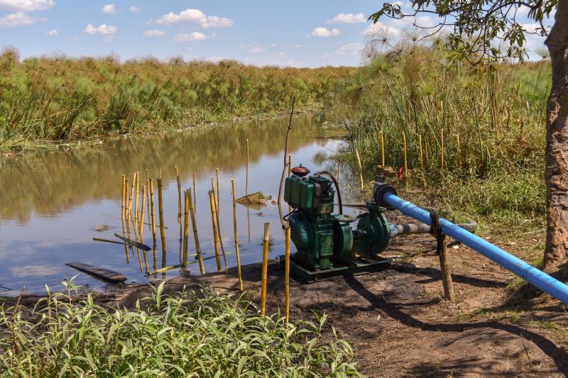 water pump on the bua river in lilongwe