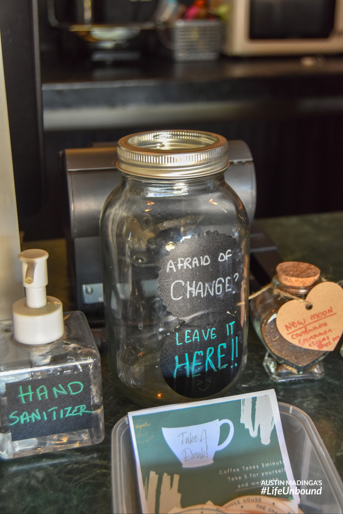leave your change here
